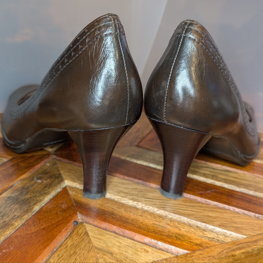 Women's Brown Peep-Toe Heels - Picture 7 of 9